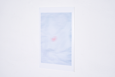 049